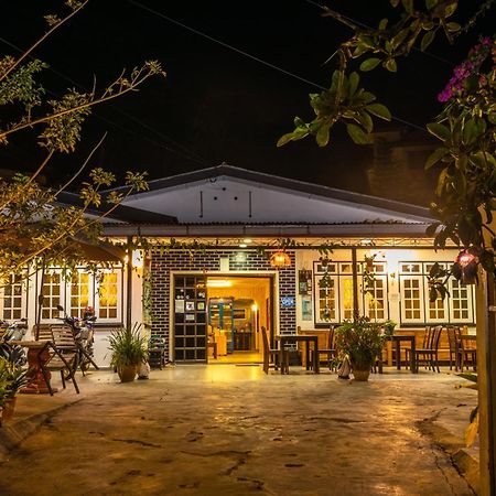 Vintage Guesthouse Танах-Рата Экстерьер фото
