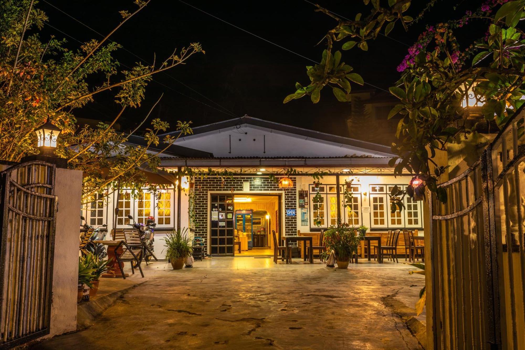 Vintage Guesthouse Танах-Рата Экстерьер фото